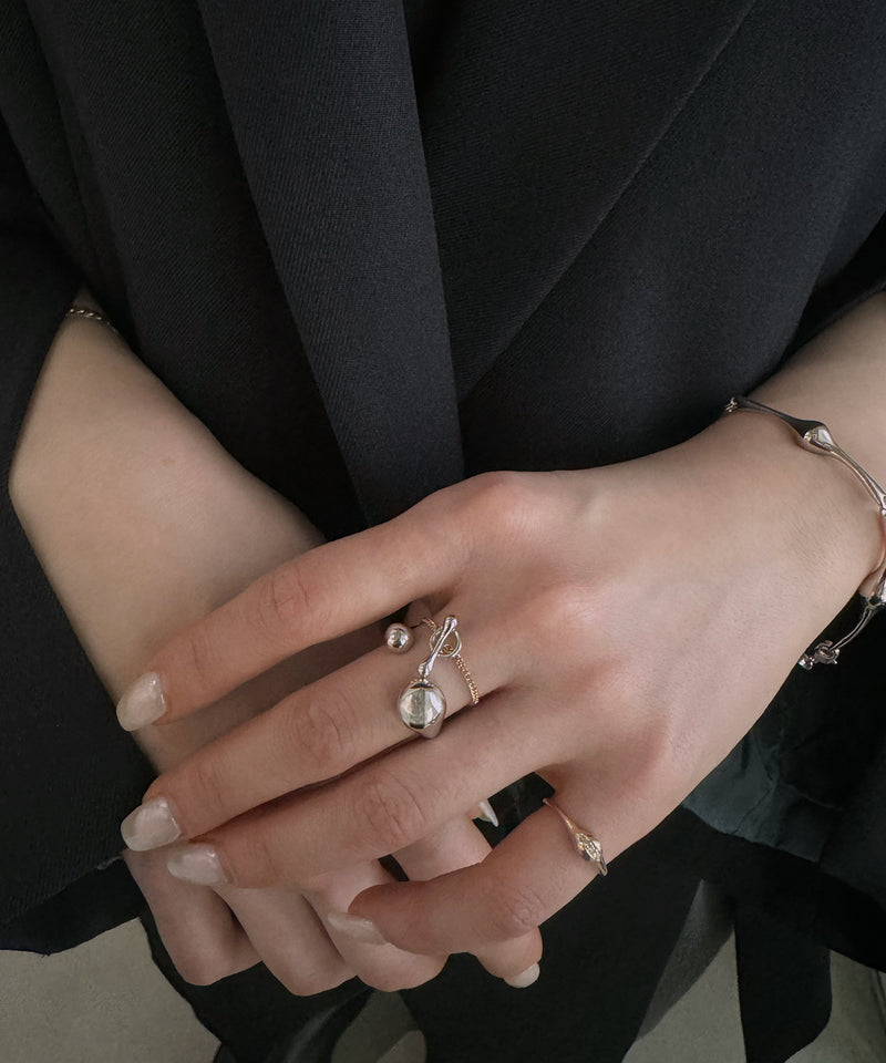 Nude Cellule Mantel Chain Ring